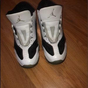 Retro JORDAN 11 IE 2011